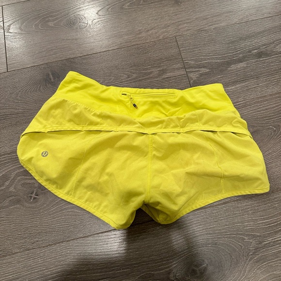 Lululemon Women's Shorts - Picture 2 of 3